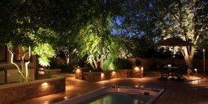 come-fare-l-impianto-di-illuminazione-in-giardino-it-000.jpg