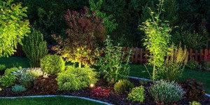 illuminazione-da-esterno-luce-calda-o-fredda-in-giardino-it-000.jpg
